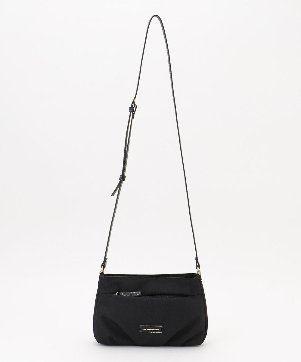 【ラ バガジェリー/LA BAGAGERIE】のポリエステルキャンバス タックポシェット インテリア・キッズ・メンズ・レディースファッション・服の通販 founy(ファニー) 　ファッション　Fashion　レディースファッション　Fashion for Women　キャンバス　Canvas, Canvas Fabric　シンプル　Simple, Minimal　スマート　Smart, Elegant　ポケット　Pocket, Pocket Detail　ポシェット　Pochette, Mini Bag　マグネット　Magnet, Magnetic Closure　リネン　Linen, Linen Fabric　人気　Popular, Best Seller　定番　Standard, Basic Item　旅行　Travel　軽量　Lightweight, Ultra Light　ブラック|ID: prp329100004668954 ipo3291000000033760160