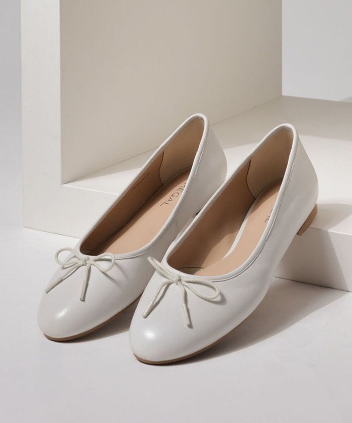 【リーガル フットコミュニティ/REGAL FOOT COMMUNITY】の【リーガルレディース】F79Q バレエシューズ フラットシューズ インテリア・キッズ・メンズ・レディースファッション・服の通販 founy(ファニー) https://founy.com/ ファッション Fashion レディースファッション Fashion for Women シューズ Shoes, Footwear シンプル Simple, Minimal バレエ Ballet, Ballet Style フィット Fit, Slim Fit フラット Flat, Flat Shoes ラウンド Round, Round Neck |ID: prp329100004668975 ipo3291000000033760227