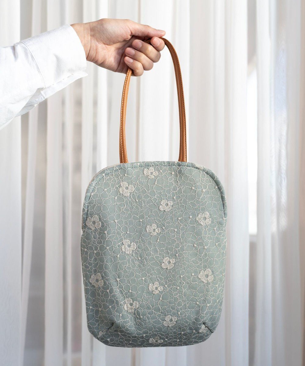 【アンドウール/AND WOOL】の【手刺繍のような刺繍が美しい】ハイドランジア刺繍 miniバッグ インテリア・キッズ・メンズ・レディースファッション・服の通販 founy(ファニー) ファッション Fashion レディースファッション Fashion for Women バッグ Bags バランス Balance, Style Balance ポケット Pocket, Pocket Detail 財布 Wallet, Purse ブルー|ID: prp329100004669011 ipo3291000000033760334