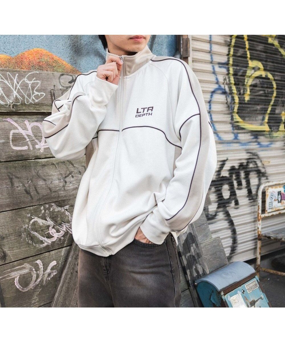 【ウィゴー/WEGO】の【ユニセックス着用ITEM/MLサイズ展開】パイピングトラックジャケット インテリア・キッズ・メンズ・レディースファッション・服の通販 founy(ファニー) 　ファッション　Fashion　レディースファッション　Fashion for Women　アウター　Coat / Outerwear Collection　レディースジャケット・軽アウター　Jackets　春　Spring　グラフィック　Graphic, Graphic Design　ジップ　Zip, Zipper　ジャケット　Jacket, Outerwear　スマホ　Smartphone, Mobile Device　スラックス　Slacks, Dress Pants　デニム　Denim, Jeans Material　トレンド　Trend, Trending Now　メンズ　Men's, Menswear　ワイド　Wide, Wide Fit　S/S・春夏　SS, Spring/Summer, Warm Season　おすすめ　Recommended / Our Picks　夏　Summer　オフホワイト|ID: prp329100004669156 ipo3291000000033760799