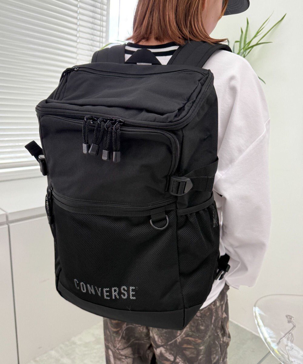 【ウィゴー/WEGO】の【ユニセックス着用ITEM】CONVERSE SQUARE BIG BACK PACK インテリア・キッズ・メンズ・レディースファッション・服の通販 founy(ファニー) ファッション Fashion レディースファッション Fashion for Women バッグ Bags キャンバス Canvas, Canvas Fabric クッション Cushion, Throw Pillow シューズ Shoes, Footwear スポーツ Sports, Activewear スマホ Smartphone, Mobile Device スリーブ Sleeve, Long Sleeve / Short Sleeve ダブル Double, Double-Breasted バスケット Basket, Basket Bag ポケット Pocket, Pocket Detail メッシュ Mesh, Net Fabric リュック Backpack, Rucksack ビジネス 仕事 通勤 Business / Work / Commuting ホワイト|ID: prp329100004669163 ipo3291000000033760823