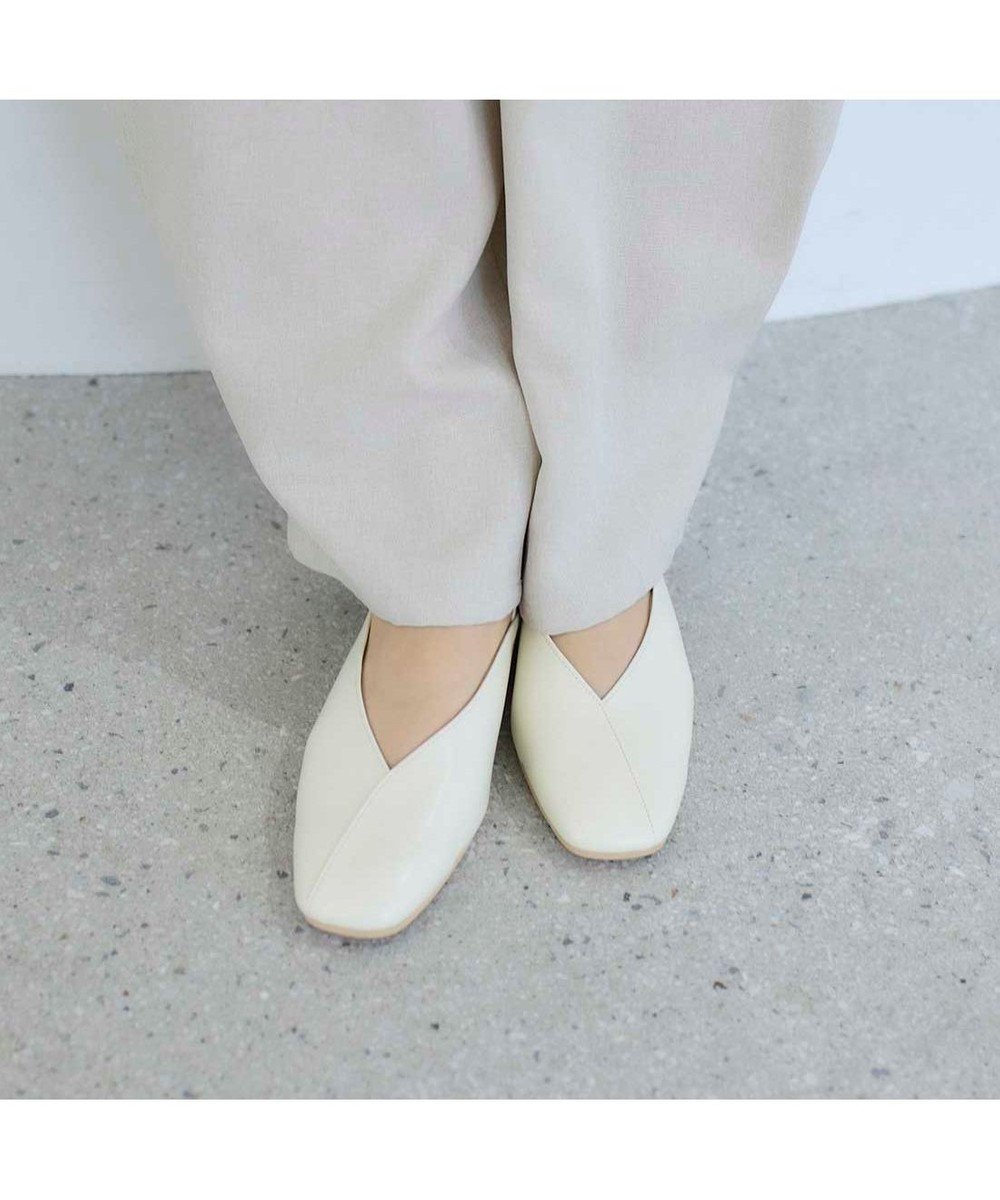 【モード エ ジャコモ/MODE ET JACOMO】のcarino スクエアトゥフラットパンプス 人気、トレンドファッション・服の通販 founy(ファニー) 　ファッション　Fashion　レディースファッション　Fashion for Women　オケージョン　Occasion Wear　クール　Cool, Chic　シューズ　Shoes, Footwear　シンプル　Simple, Minimal　スクエア　Square, Square Shape　スタイリッシュ　Stylish, Fashionable　フェミニン　Feminine, Girly　フォーマル　Formal, Dressy　フラット　Flat, Flat Shoes　エレガント 上品　Elegant　ビジネス 仕事 通勤　Business / Work / Commuting　 other-1|ID: prp329100004669188 ipo3291000000033760904