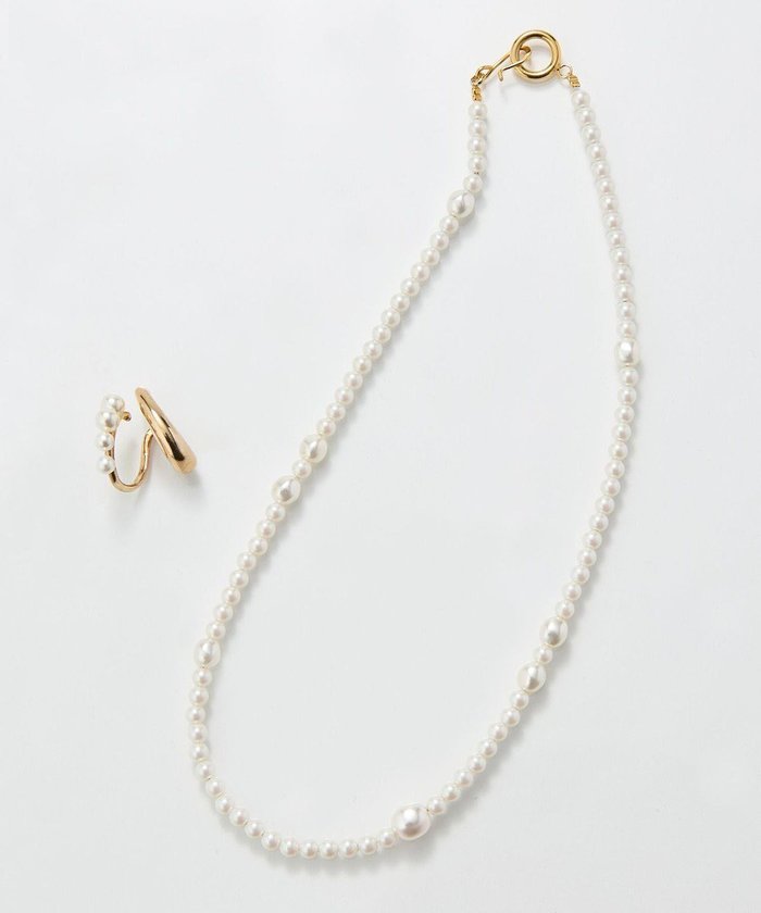 【フィービィー/phoebe】の【セレモニーセット】クラスアップパールネックレス×ドレッシングパールイヤーカフSET インテリア・キッズ・メンズ・レディースファッション・服の通販 founy(ファニー) https://founy.com/ ファッション Fashion レディースファッション Fashion for Women セットアップ Matching Sets ジュエリー Jewelry ネックレス Necklaces & Pendants アクセサリー Fashion Accessories イヤーカフ Ear Cuffs セレモニー Ceremony トレンド Trend, Trending Now ネックレス Necklace, Pendant Necklace パール Pearl, Pearl Accent フロント Front, Front Design メタル Metal, Metal Parts モチーフ Motif, Design Theme 定番 Standard, Basic Item |ID: prp329100004669207 ipo3291000000033760974