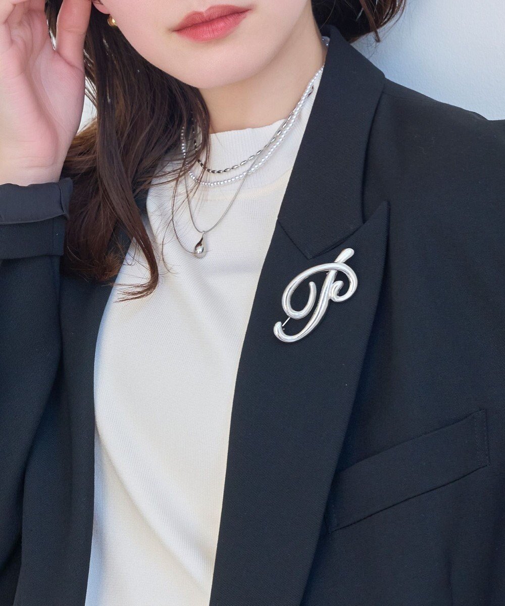 【フィービィー/phoebe】のニュアンスメタルブローチ シルバー インテリア・キッズ・メンズ・レディースファッション・服の通販 founy(ファニー) ファッション Fashion レディースファッション Fashion for Women おすすめ Recommended / Our Picks アクセサリー Fashion Accessories シルバー Silver, Metallic Silver シンプル Simple, Minimal ジャケット Jacket, Outerwear トレンド Trend, Trending Now フォルム Silhouette, Form ブローチ Brooch, Pin Brooch メタル Metal, Metal Parts シルバー|ID: prp329100004669215 ipo3291000000033760991