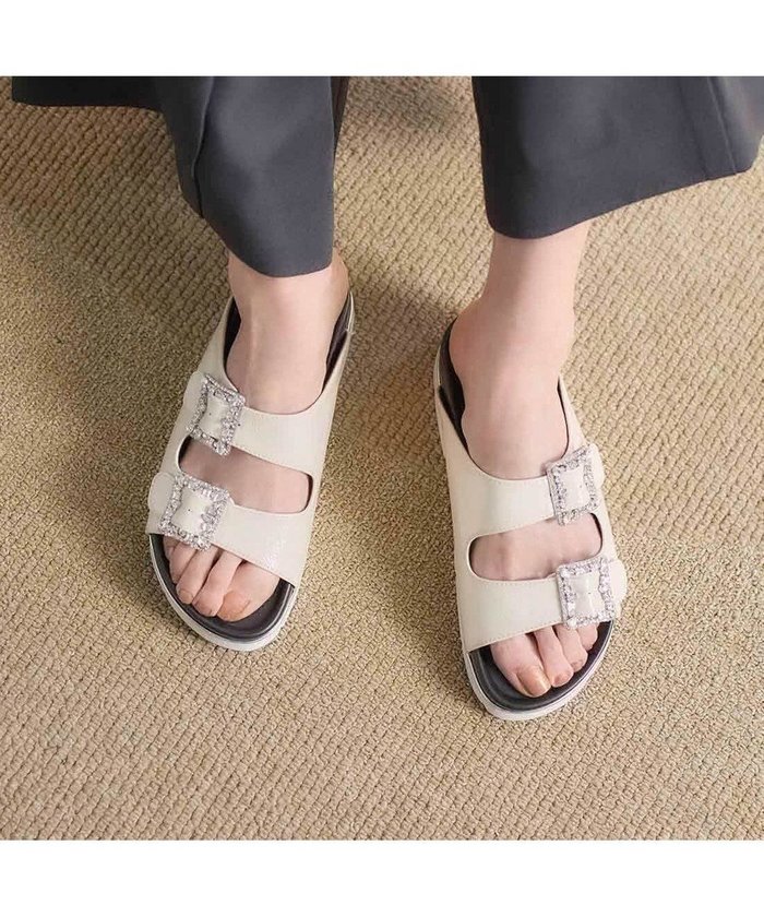 【モード エ ジャコモ/MODE ET JACOMO】のcarino 厚底ビジューバックルサンダル インテリア・キッズ・メンズ・レディースファッション・服の通販 founy(ファニー) https://founy.com/ ファッション Fashion レディースファッション Fashion for Women バッグ Bags クール Cool, Chic サンダル Sandals, Summer Shoes シューズ Shoes, Footwear シルバー Silver, Metallic Silver シンプル Simple, Minimal スタイリッシュ Stylish, Fashionable ダブル Double, Double-Breasted ビジュー Bijou, Jewel-like Accent フェミニン Feminine, Girly リゾート Resort, Vacation Style エレガント 上品 Elegant 厚底 Platform Shoes 夏 Summer 旅行 Travel 春 Spring S/S・春夏 SS, Spring/Summer, Warm Season |ID: prp329100004669538 ipo3291000000034595078