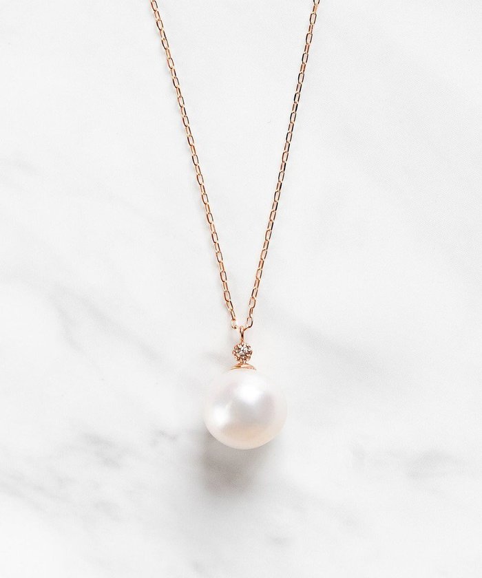 【トッカ/TOCCA】の【WEB限定】NOBLE PEARL NECKLACE K10淡水パール ダイヤモンド ネックレス インテリア・キッズ・メンズ・レディースファッション・服の通販 founy(ファニー) https://founy.com/ ファッション Fashion レディースファッション Fashion for Women ジュエリー Jewelry ネックレス Necklaces & Pendants アクセサリー Fashion Accessories エレガント 上品 Elegant シリコン Silicone, Silicone Material シンプル Simple, Minimal ダイヤモンド Diamond, Brilliant Cut チェーン Chain, Chain Strap ネックレス Necklace, Pendant Necklace パール Pearl, Pearl Accent フォルム Silhouette, Form フォーマル Formal, Dressy ポーチ Pouch, Small Case リュクス Luxury, Elegant, High-End, Chic おすすめ Recommended / Our Picks |ID: prp329100004669859 ipo3291000000033764159