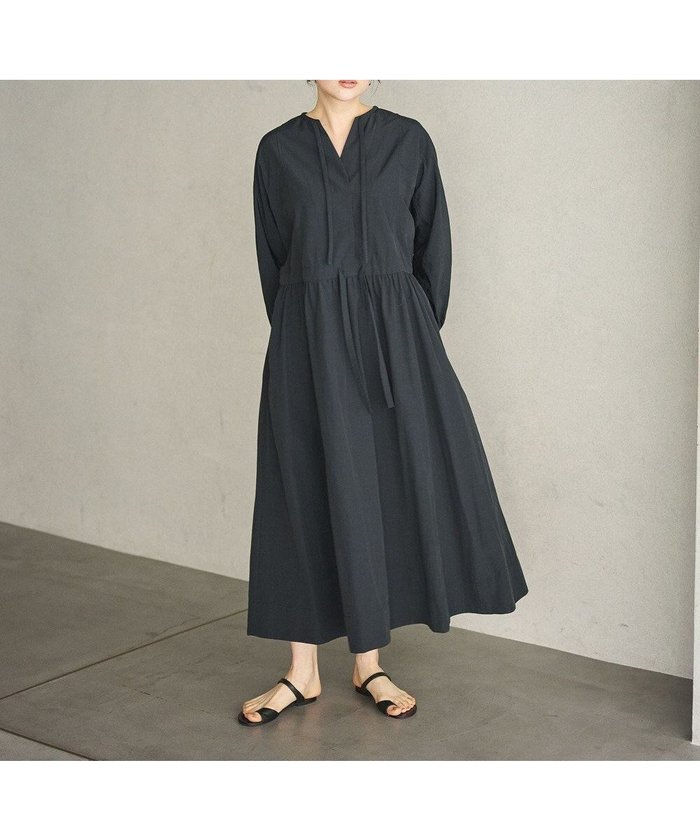 【ハッシュニュアンス/#Newans】の【撥水加工/洗濯機可能】ドルマンスリーブドロストワンピース インテリア・キッズ・メンズ・レディースファッション・服の通販 founy(ファニー) https://founy.com/ ファッション Fashion レディースファッション Fashion for Women ワンピース Dresses 新作・新入荷 New Arrivals / New In ギャザー Gathered, Ruffled リボン Ribbon, Bow リラックス Relax, Relaxed Fit 夏 Summer 春 Spring S/S・春夏 SS, Spring/Summer, Warm Season |ID: prp329100004669974 ipo3291000000033764612