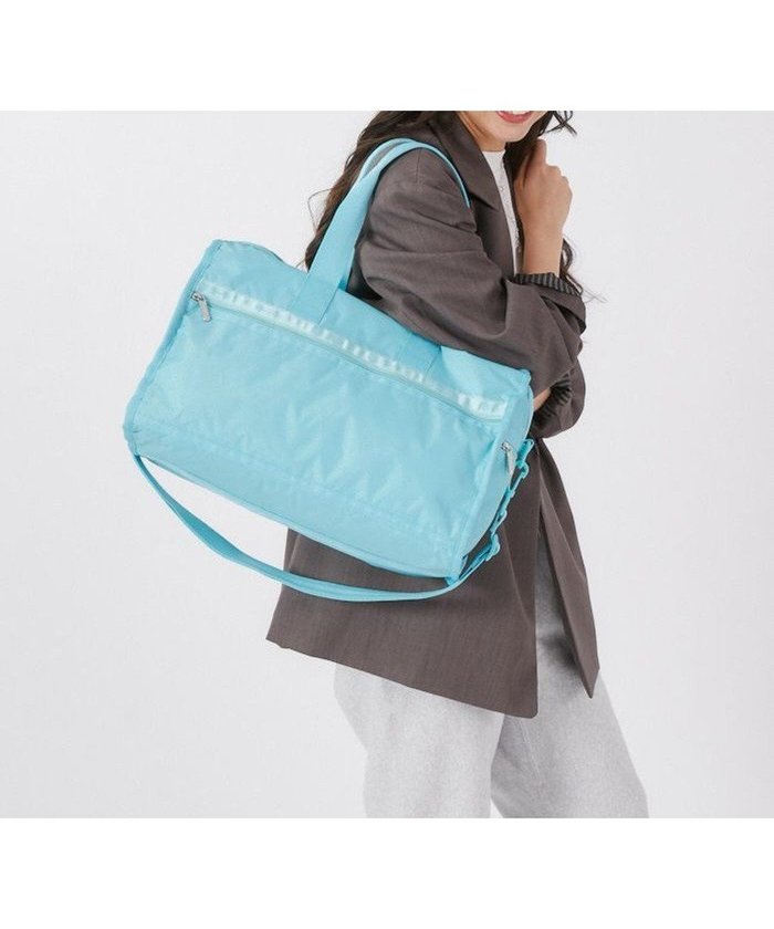 【レスポートサック/LeSportsac】のDELUXE MED WEEKENDER/ペールターコイズ インテリア・キッズ・メンズ・レディースファッション・服の通販 founy(ファニー) https://founy.com/ ファッション Fashion レディースファッション Fashion for Women アウトドア Outdoor Clothing 軽量 Lightweight, Ultra Light シンプル Simple, Minimal スポーツ Sports, Activewear トラベル Travel, Travel Gear 人気 Popular, Best Seller プリント Print, Printed Pattern ボストンバッグ Boston Bag, Retro Bag ポケット Pocket, Pocket Detail 無地 Plain, Solid Color おすすめ Recommended / Our Picks 旅行 Travel |ID: prp329100004669986 ipo3291000000033764653