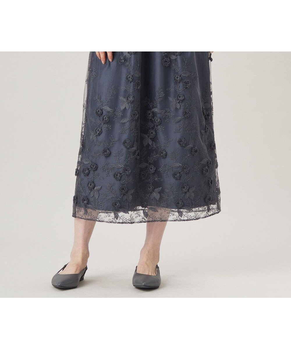 【自由区/JIYU-KU】の【洗える】フローティングエンブロイダリー スカート インテリア・キッズ・メンズ・レディースファッション・服の通販 founy(ファニー) 　ファッション　Fashion　レディースファッション　Fashion for Women　スカート　Skirts　アンティーク　Antique-Inspired　春　Spring　洗える　Machine Washable　シンプル　Simple, Minimal　ストレート　Straight, Straight Cut　人気　Popular, Best Seller　ビンテージ　Vintage, Retro Style　フラワー　Flower, Floral　モチーフ　Motif, Design Theme　ロンドン　London Style, British Inspired　S/S・春夏　SS, Spring/Summer, Warm Season　夏　Summer　エレガント 上品　Elegant　スレート|ID: prp329100004670034 ipo3291000000033764814