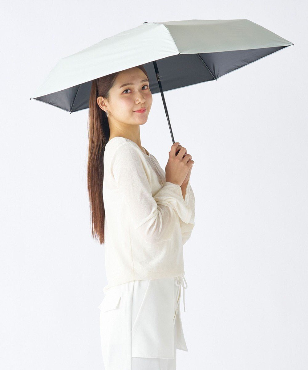 【ムーンバット/MOONBAT】の【遮光100%/超軽量/自動開閉】マジで軽い傘 晴雨兼用 折りたたみ日傘 マジカルテックプロテクション 50cm インテリア・キッズ・メンズ・レディースファッション・服の通販 founy(ファニー) 　ファッション　Fashion　レディースファッション　Fashion for Women　レイングッズ・傘・晴雨兼用傘　Umbrellas & Rain Gear　傘　Umbrella, Parasol　軽量　Lightweight, Ultra Light　ハンド　Hand, Handmade　日傘　Parasol, UV Umbrella　ホワイト|ID: prp329100004670114 ipo3291000000034924377