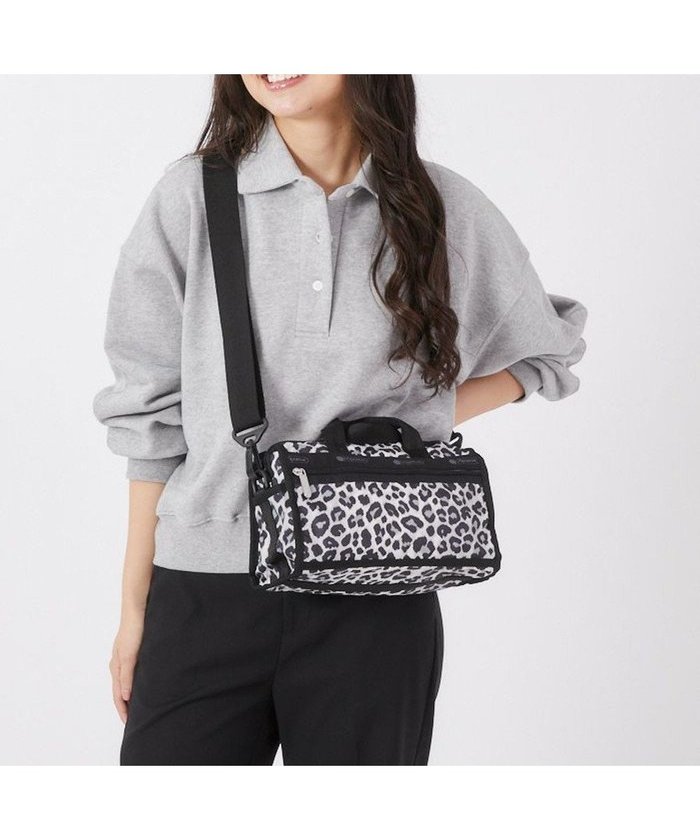 【レスポートサック/LeSportsac】のMINI DUFFEL CROSSBODY/ニュートラルレオパード インテリア・キッズ・メンズ・レディースファッション・服の通販 founy(ファニー) https://founy.com/ ファッション Fashion レディースファッション Fashion for Women アウトドア Outdoor Clothing 財布 Wallet, Purse ボストンバッグ Boston Bag, Retro Bag ポケット Pocket, Pocket Detail ラップ Wrap, Wrap Design レオパード Leopard, Animal Print おすすめ Recommended / Our Picks 旅行 Travel |ID: prp329100004670137 ipo3291000000033765160