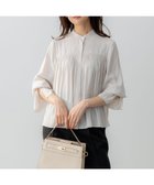 【組曲/KUMIKYOKU】の【WEB限定】ギャザーライトデシン ブラウス 人気、トレンドファッション・服の通販 founy(ファニー) ファッション Fashion レディースファッション Fashion for Women トップス・カットソー Cut & Sew Tops シャツ・ブラウス・オフィスカジュアル Elegant Blouses & Button-Ups エレガント 上品 Elegant 春 Spring ギャザー Gathered, Ruffled シャーリング Shirring, Ruched スリット Slit, Slit Detail スリーブ Sleeve, Long Sleeve / Short Sleeve セットアップ Set-Up, Coordinated Outfit ビンテージ Vintage, Retro Style ブラウジング Blouson Silhouette, Cinched Waist S/S・春夏 SS, Spring/Summer, Warm Season おすすめ Recommended / Our Picks お家時間・ステイホーム Stay Home / At Home 夏 Summer 旅行 Travel ビジネス 仕事 通勤 Business / Work / Commuting thumbnail アイボリー系|ID: prp329100004670165 ipo3291000000033765260