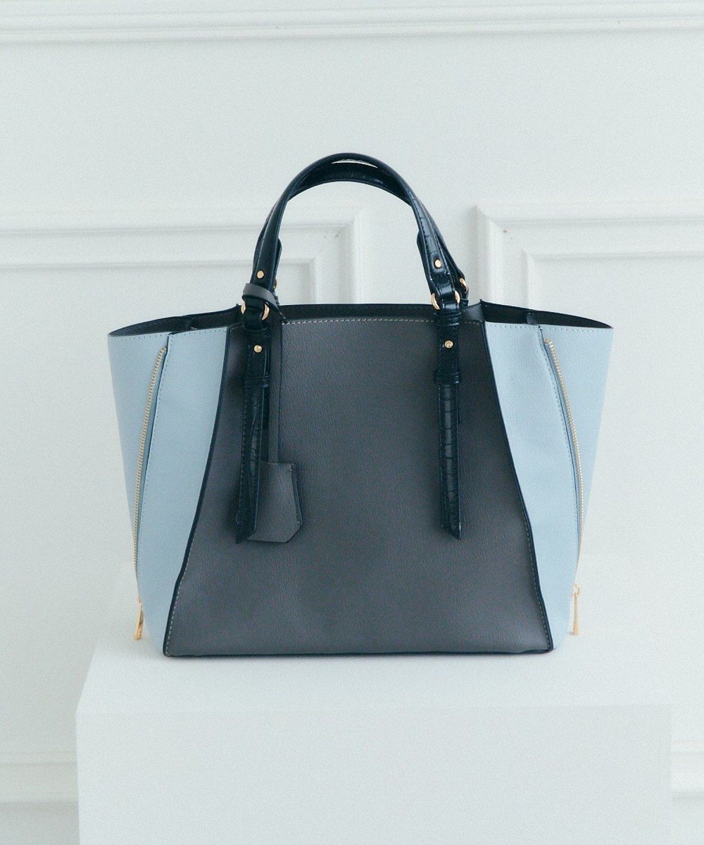 【イェッカ ヴェッカ/YECCA VECCA】の【A4対応】2way配色ZIPデザインバッグ インテリア・キッズ・メンズ・レディースファッション・服の通販 founy(ファニー) ファッション Fashion レディースファッション Fashion for Women バッグ Bags サイドジップ Side Zip, Side Zipper ショルダー Shoulder, Shoulder Strap フォルム Silhouette, Form ポケット Pocket, Pocket Detail 財布 Wallet, Purse ビジネス 仕事 通勤 Business / Work / Commuting Charcoal Gray|ID: prp329100004670251 ipo3291000000033765600