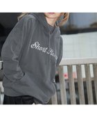 【ウィゴー/WEGO】の【ユニセックス着用ITEM】ピグメントラメグラフィックプルパーカー スミクロ|ID: prp329100004670287 ipo3291000000033765723