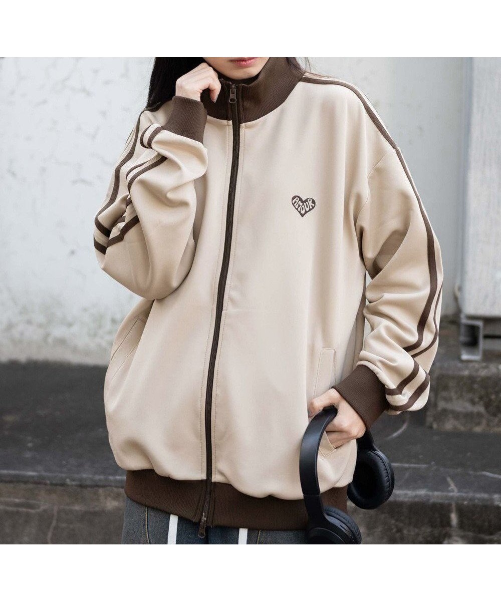【ウィゴー/WEGO】の【ユニセックス着用ITEM】ライントラックジャケット インテリア・キッズ・メンズ・レディースファッション・服の通販 founy(ファニー) 　ファッション　Fashion　レディースファッション　Fashion for Women　アウター　Coat / Outerwear Collection　レディースジャケット・軽アウター　Jackets　春　Spring　秋　Autumn　カーゴパンツ　Cargo Pants, Utility Pants　ジップ　Zip, Zipper　ジャケット　Jacket, Outerwear　スマホ　Smartphone, Mobile Device　デニム　Denim, Jeans Material　トレンド　Trend, Trending Now　ブルゾン　Blouson, Bomber Jacket　メンズ　Men's, Menswear　S/S・春夏　SS, Spring/Summer, Warm Season　おすすめ　Recommended / Our Picks　夏　Summer　ベージュ|ID: prp329100004670296 ipo3291000000033765762