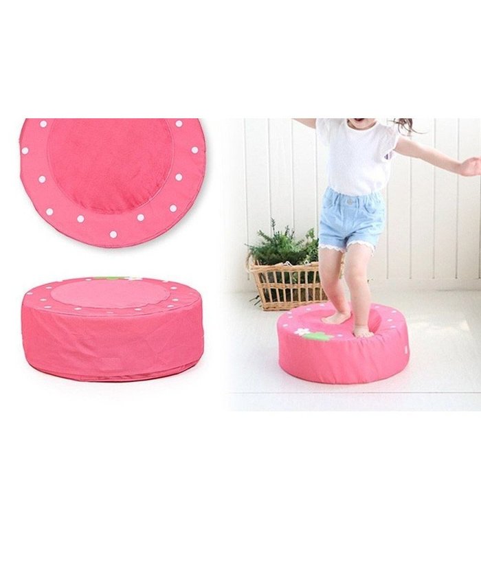 【マザーガーデン/Mother garden / KIDS】のマザーガーデン 野いちご トランポリン クッション インテリア・キッズ・メンズ・レディースファッション・服の通販 founy(ファニー) https://founy.com/ ファッション Fashion キッズファッション Fashion for Kids お家時間・ステイホーム Stay Home / At Home イラスト Illustration ガーデン Garden, Gardening ギフト プレゼント Gift / Present クッション Cushion, Throw Pillow |ID: prp329100004670442 ipo3291000000035927089