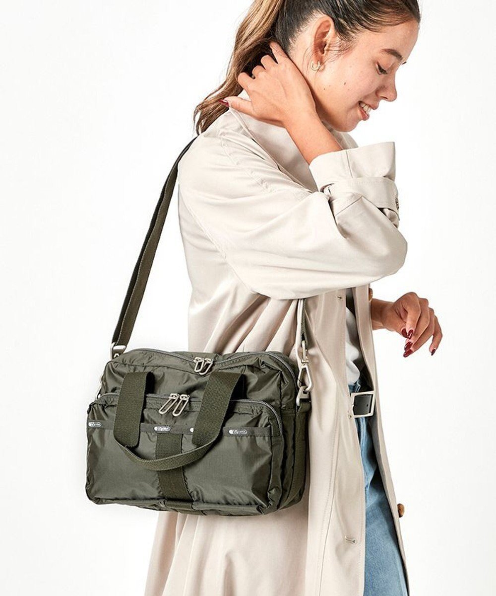 【レスポートサック/LeSportsac】のMETRO CONVERTIBLE/グラベルC 人気、トレンドファッション・服の通販 founy(ファニー) 　ファッション　Fashion　レディースファッション　Fashion for Women　軽量　Lightweight, Ultra Light　スポーティ　Sporty, Casual Athletic　財布　Wallet, Purse　トラベル　Travel, Travel Gear　人気　Popular, Best Seller　プリント　Print, Printed Pattern　ポケット　Pocket, Pocket Detail　マグネット　Magnet, Magnetic Closure　無地　Plain, Solid Color　旅行　Travel　 other-1|ID: prp329100004670661 ipo3291000000033766847