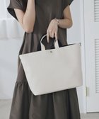 【トプカピ/TOPKAPI】の【Breath TOPKAPI】SCOTCH GRAIN スコッチグレイン プレーン 2トーンテープ ハンドル トートバッグ L 人気、トレンドファッション・服の通販 founy(ファニー) ファッション Fashion レディースファッション Fashion for Women バッグ Bags ショルダー Shoulder, Shoulder Strap シンプル Simple, Minimal 財布 Wallet, Purse 人気 Popular, Best Seller プレーン Plain, Simple モダン Modern, Contemporary モノトーン Monotone, Black and White thumbnail クリーム|ID: prp329100004670862 ipo3291000000033767522