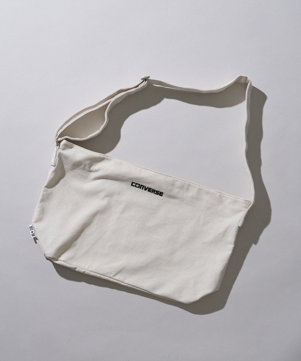 【ウィゴー/WEGO】の別注CONVERSEキャンバスショルダー 人気、トレンドファッション・服の通販 founy(ファニー) 　ファッション　Fashion　レディースファッション　Fashion for Women　アウトドア　Outdoor Clothing　キャンバス　Canvas, Canvas Fabric　シューズ　Shoes, Footwear　ショルダー　Shoulder, Shoulder Strap　ジップ　Zip, Zipper　スポーツ　Sports, Activewear　スマホ　Smartphone, Mobile Device　人気　Popular, Best Seller　バスケット　Basket, Basket Bag　ポケット　Pocket, Pocket Detail　別注　Limited Edition, Custom Order　ラップ　Wrap, Wrap Design　ワイド　Wide, Wide Fit　旅行　Travel　 other-1|ID: prp329100004670880 ipo3291000000034724731