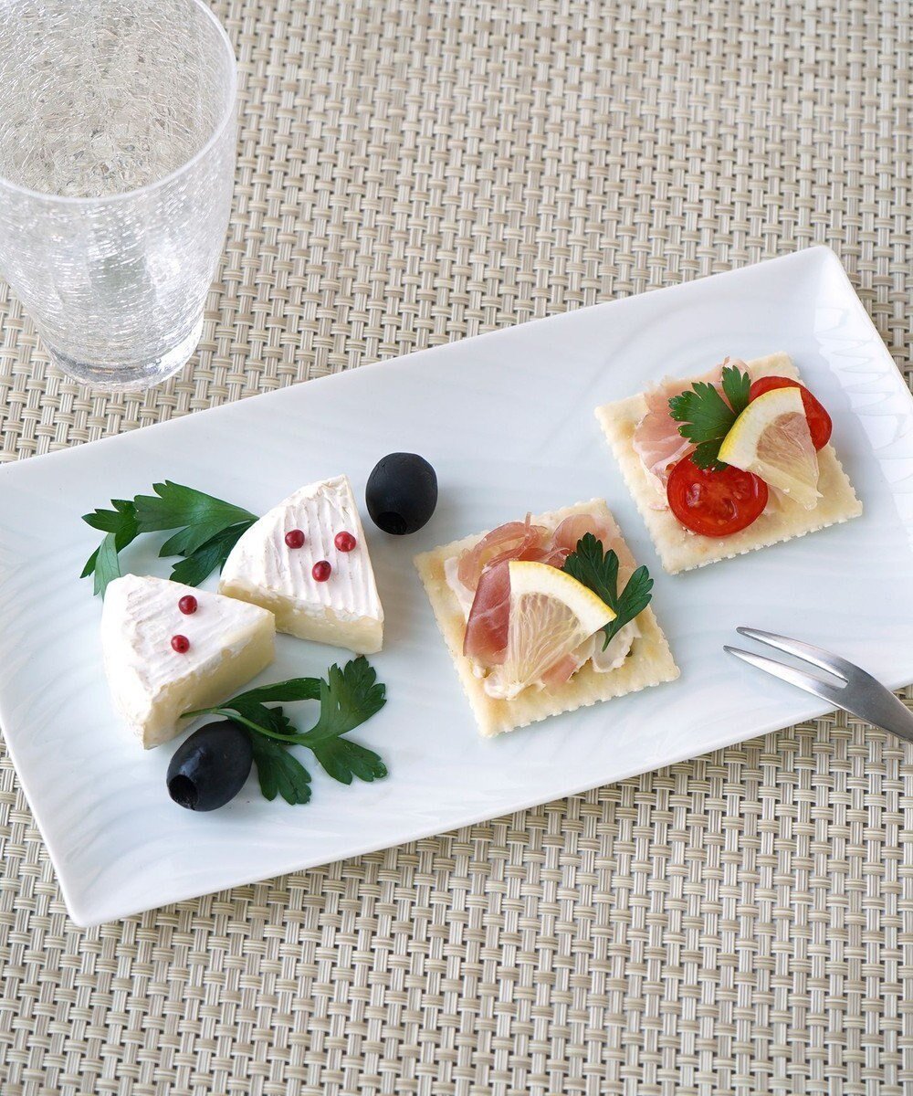 【たち吉/TACHIKICHI】の【たち吉】白磁さらさ 焼物皿〈5枚〉 美濃焼 人気、トレンドファッション・服の通販 founy(ファニー) 　ファッション　Fashion　レディースファッション　Fashion for Women　シンプル　Simple, Minimal　皿　Plate, Dish　 other-1|ID: prp329100004671451 ipo3291000000034188022