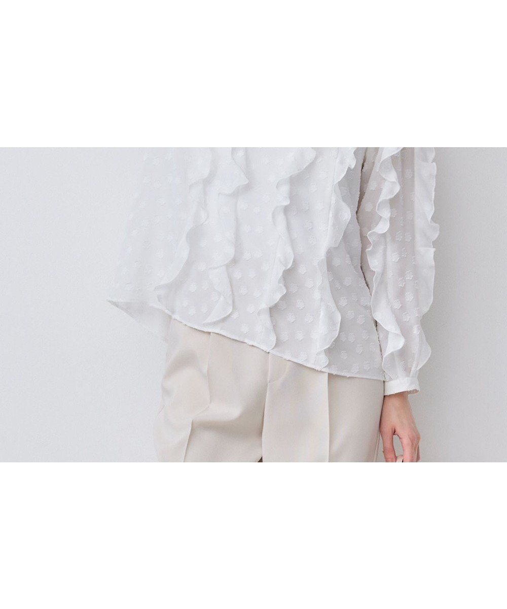 【組曲/KUMIKYOKU】のフラワーポイントシフォン ブラウス 人気、トレンドファッション・服の通販 founy(ファニー) 　ファッション　Fashion　レディースファッション　Fashion for Women　トップス・カットソー　Cut & Sew Tops　シャツ・ブラウス・オフィスカジュアル　Elegant Blouses & Button-Ups　カットジャガード　Cut Jacquard　シフォン　Chiffon, Lightweight Fabric　シンプル　Simple, Minimal　デニム　Denim, Jeans Material　フラワー　Flower, Floral　モチーフ　Motif, Design Theme　エレガント 上品　Elegant　夏　Summer　春　Spring　S/S・春夏　SS, Spring/Summer, Warm Season　 other-1|ID: prp329100004671654 ipo3291000000033770918