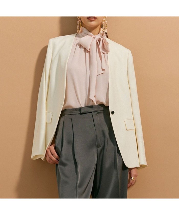 【ベイジ,/BEIGE,】のCAROLE / ノーカラージャケット インテリア・キッズ・メンズ・レディースファッション・服の通販 founy(ファニー) https://founy.com/ ファッション Fashion レディースファッション Fashion for Women アウター Coat / Outerwear Collection レディースジャケット・軽アウター Jackets ノーカラージャケット / シンプル上品コーデ Collarless Jackets おすすめ Recommended / Our Picks カーディガン Cardigan, Knitwear ジャケット Jacket, Outerwear ストレッチ Stretch, Stretchy Fabric デニム Denim, Jeans Material プリーツ Pleats, Pleated ボトム Bottoms, Lower Wear 夏 Summer 春 Spring S/S・春夏 SS, Spring/Summer, Warm Season 洗える Machine Washable ビジネス 仕事 通勤 Business / Work / Commuting |ID: prp329100004671710 ipo3291000000033771164