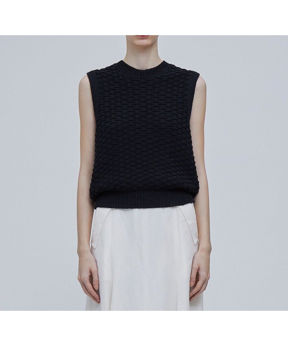 【ベイジ,/BEIGE,】のDENIS / ノースリーブトップス 人気、トレンドファッション・服の通販 founy(ファニー) 　ファッション　Fashion　レディースファッション　Fashion for Women　トップス・カットソー　Cut & Sew Tops　ニット　Knit Tops & Sweaters　キャミソール&ノースリーブ　Camisoles & Sleeveless Tops　サマー　Summer, Summer Style　シンプル　Simple, Minimal　ストレッチ　Stretch, Stretchy Fabric　セーター　Sweater, Knitwear　今季　This Season, Current Season　夏　Summer　春　Spring　S/S・春夏　SS, Spring/Summer, Warm Season　 other-1|ID: prp329100004671792 ipo3291000000034283946