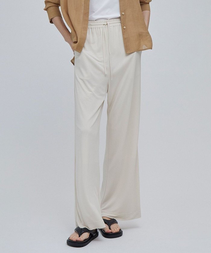 【ベイジ,/BEIGE,】のMELLE / イージーパンツ インテリア・キッズ・メンズ・レディースファッション・服の通販 founy(ファニー) https://founy.com/ ファッション Fashion レディースファッション Fashion for Women パンツ Pants & Trousers スタイリッシュ Stylish, Fashionable セットアップ Set-Up, Coordinated Outfit ドレープ Drape, Draping Fabric ペチコート Petticoat, Underskirt リラックス Relax, Relaxed Fit ワイド Wide, Wide Fit ビジネス 仕事 通勤 Business / Work / Commuting 夏 Summer 定番 Standard, Basic Item 春 Spring S/S・春夏 SS, Spring/Summer, Warm Season |ID: prp329100004672345 ipo3291000000034285854