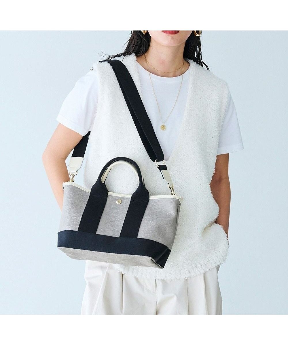 【トプカピ/TOPKAPI】の【Breath TOPKAPI】SCOTCH GRAIN スコッチグレイン ショルダー付き ミニ トート バッグ インテリア・キッズ・メンズ・レディースファッション・服の通販 founy(ファニー) 　ファッション　Fashion　レディースファッション　Fashion for Women　バッグ　Bags　コンパクト　Compact, Small Size　ショルダー　Shoulder, Shoulder Strap　スタイリッシュ　Stylish, Fashionable　トレンド　Trend, Trending Now　定番　Standard, Basic Item　ポーチ　Pouch, Small Case　モダン　Modern, Contemporary　グレージュ|ID: prp329100004672424 ipo3291000000034287094