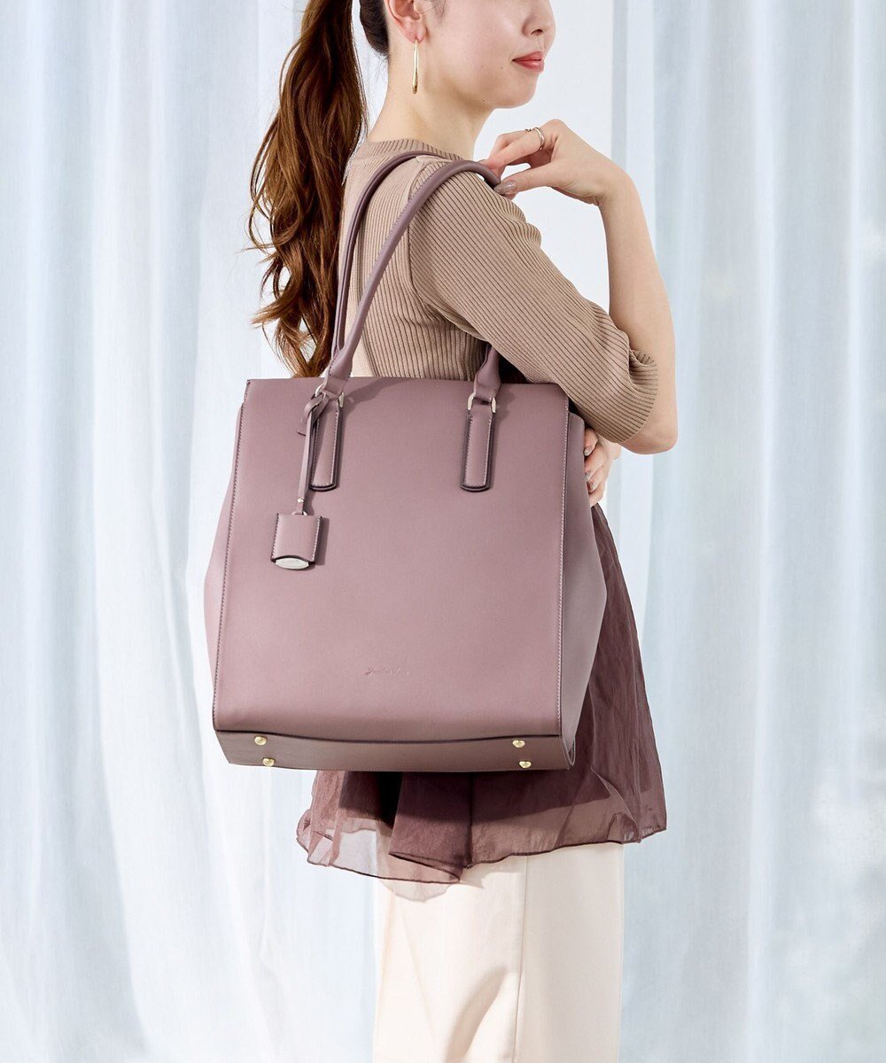 【エースバッグズアンドラゲッジ/ACE BAGS & LUGGAGE】の【PCケース付・A4収納】【雑誌掲載】Jewelna Rose OLバッグ エト トートバッグ 縦型 11932 ジュエルナローズ 通勤 インテリア・キッズ・メンズ・レディースファッション・服の通販 founy(ファニー) 雑誌掲載アイテム Magazine Picks & Fashion Features ファッション雑誌 Fashion Magazines ステディ Steady. ファッション Fashion レディースファッション Fashion for Women バッグ Bags アクセサリー Fashion Accessories 4月号 April Issue 雑誌 Magazine, Fashion Magazine チェック Check, Plaid, Tartan チャーム Charm, Pendant フラップ Flap, Flap Pocket ボックス Boxy, Box Shape ポケット Pocket, Pocket Detail マグネット Magnet, Magnetic Closure リュック Backpack, Rucksack ワーク Workwear, Utility Style おすすめ Recommended / Our Picks ビジネス 仕事 通勤 Business / Work / Commuting ダスティピンク|ID: prp329100004672693 ipo3291000000034287893