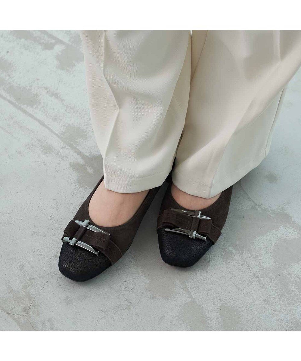 【リズ ラフィーネ/Riz raffinee】のRiz raffinee 【3E】バックルリボンモチーフパンプス インテリア・キッズ・メンズ・レディースファッション・服の通販 founy(ファニー) ファッション Fashion レディースファッション Fashion for Women バッグ Bags エレガント 上品 Elegant オケージョン Occasion Wear 春 Spring クッション Cushion, Throw Pillow シンプル Simple, Minimal ツイード/ツィード Choker, Choker Necklace トレンド Trend, Trending Now 人気 Popular, Best Seller フェミニン Feminine, Girly フォーマル Formal, Dressy プリント Print, Printed Pattern ベーシック Basic, Essential メタル Metal, Metal Parts ライニング Inner Lining, Inner Fabric, Lined リボン Ribbon, Bow S/S・春夏 SS, Spring/Summer, Warm Season 日本製 Made In Japan 夏 Summer セレモニー Ceremony 入学式 Entrance Ceremony 卒業式 Graduation Ceremony ビジネス 仕事 通勤 Business / Work / Commuting 2025年 2025 2025春夏・S/S Spring/Summer 2025 SS25 ダークブラウンビー|ID: prp329100004672732 ipo3291000000034287744