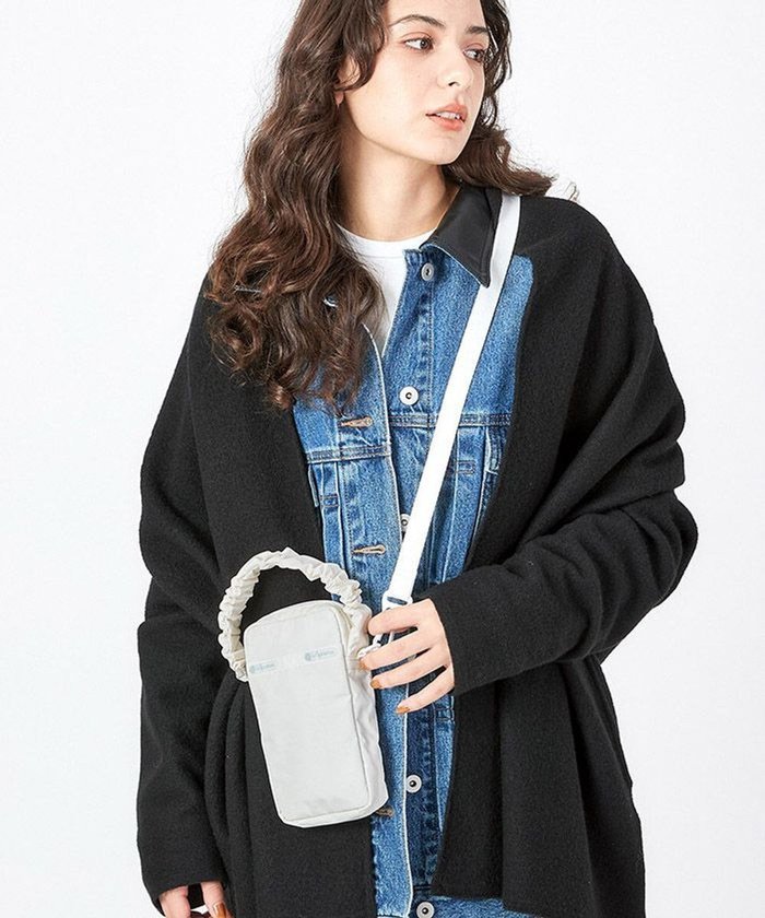 【レスポートサック/LeSportsac】のGH MINI PHONE XBODY/メレンゲ インテリア・キッズ・メンズ・レディースファッション・服の通販 founy(ファニー) https://founy.com/ ファッション Fashion レディースファッション Fashion for Women ギャザー Gathered, Ruffled 軽量 Lightweight, Ultra Light ショルダー Shoulder, Shoulder Strap シンプル Simple, Minimal 人気 Popular, Best Seller プリント Print, Printed Pattern ポケット Pocket, Pocket Detail ポシェット Pochette, Mini Bag ポーチ Pouch, Small Case 無地 Plain, Solid Color スマホケース Smartphone Case |ID: prp329100004672758 ipo3291000000033774975
