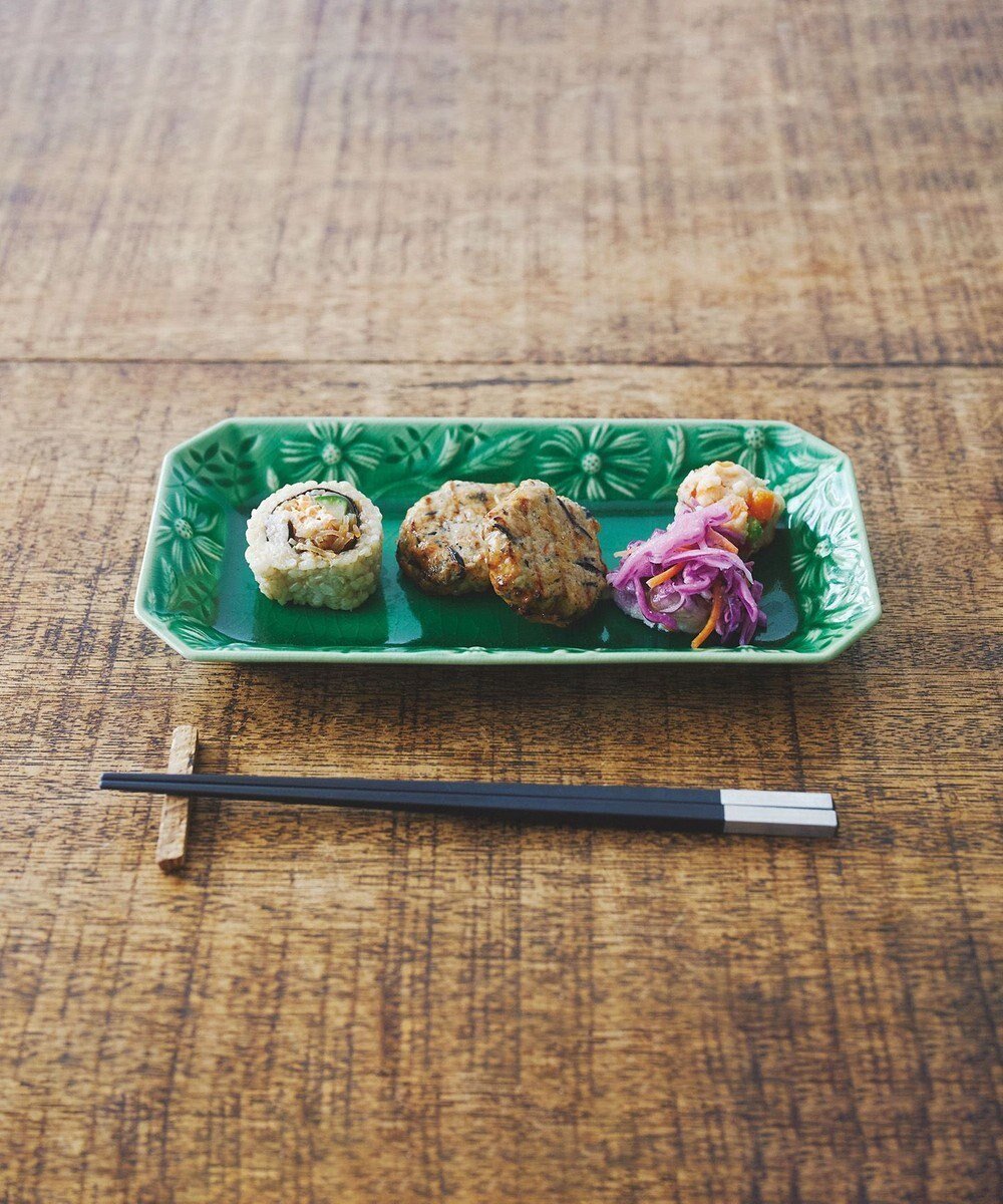 【アイトー製作所/aito】のマーガリート 長皿 インテリア・キッズ・メンズ・レディースファッション・服の通販 founy(ファニー) ファッション Fashion レディースファッション Fashion for Women 春 Spring 皿 Plate, Dish マーガレット Marguerite, Daisy Pattern 冬 Winter / This Winter グリーン_111146|ID: prp329100004672934 ipo3291000000034273690