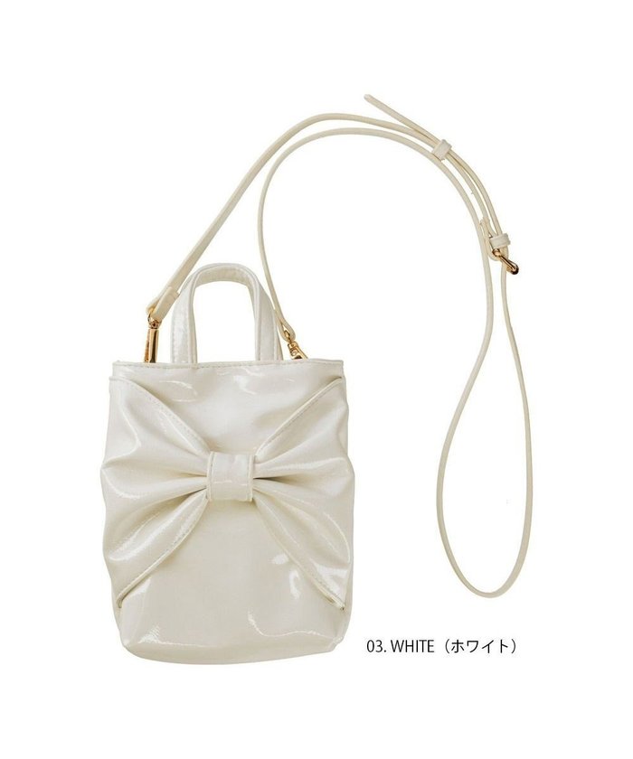 【ルートート/ROOTOTE】の0670【直営店限定 ミニショルダー】ベビールーエナメルリボン-A インテリア・キッズ・メンズ・レディースファッション・服の通販 founy(ファニー) https://founy.com/ ファッション Fashion レディースファッション Fashion for Women アクセサリー Fashion Accessories エナメル Patent Leather カメラ Camera Accessories ショルダー Shoulder, Shoulder Strap ハンカチ Handkerchief, Hanky ポケット Pocket, Pocket Detail リボン Ribbon, Bow エレガント 上品 Elegant ギフト プレゼント Gift / Present 新作・新入荷 New Arrivals / New In |ID: prp329100004673206 ipo3291000000034287671