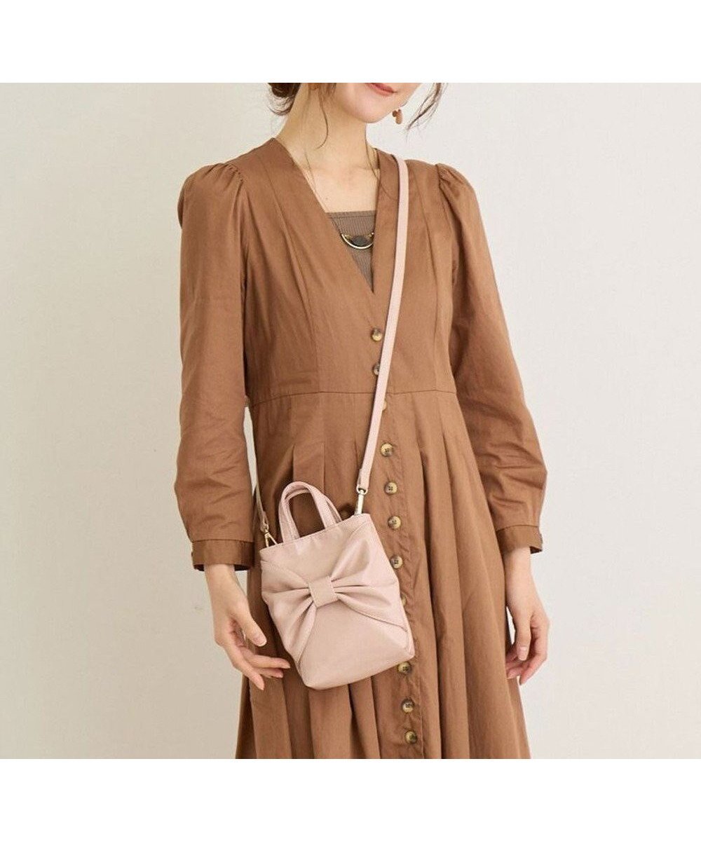 【ルートート/ROOTOTE】の0670【直営店限定 ミニショルダー】ベビールーエナメルリボン-A インテリア・キッズ・メンズ・レディースファッション・服の通販 founy(ファニー) 　ファッション　Fashion　レディースファッション　Fashion for Women　アクセサリー　Fashion Accessories　エナメル　Patent Leather　カメラ　Camera Accessories　ショルダー　Shoulder, Shoulder Strap　ハンカチ　Handkerchief, Hanky　ポケット　Pocket, Pocket Detail　リボン　Ribbon, Bow　エレガント 上品　Elegant　ギフト プレゼント　Gift / Present　新作・新入荷　New Arrivals / New In　01:ピンク|ID: prp329100004673206 ipo3291000000034287677