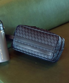 【ゼロハリバートン/ZERO HALLIBURTON】のモノグラム カートポーチ 82535 ゴルフバッグ 人気、トレンドファッション・服の通販 founy(ファニー) ファッション Fashion レディースファッション Fashion for Women バッグ Bags ミニ財布・二つ折り財布 Wallets & Card Cases ポーチ&ミニバッグ Pouches & Mini Bags コンビ Combo, Combination Style ゴルフ Golf プリント Print, Printed Pattern ポーチ Pouch, Small Case ラウンド Round, Round Neck 財布 Wallet, Purse |ID:prp329100004673394