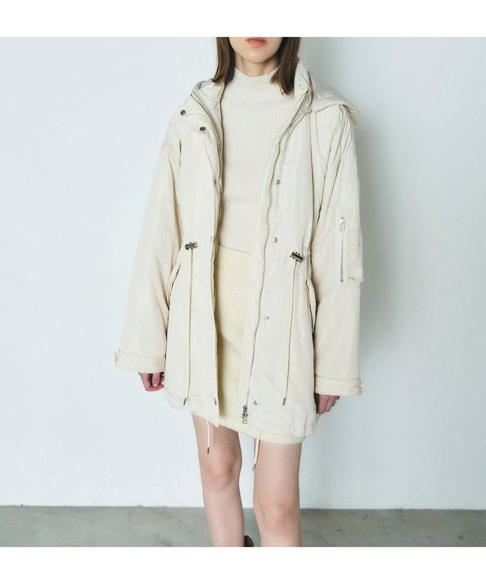 【グレース コンチネンタル/GRACE CONTINENTAL】のボリュームハーフコート インテリア・キッズ・メンズ・レディースファッション・服の通販 founy(ファニー) https://founy.com/ ファッション Fashion レディースファッション Fashion for Women アウター Coat / Outerwear Collection コート・ロングコート・ピーコート Long Coats, Peacoats & More レディースジャケット・軽アウター Jackets ジャケット Jacket, Outerwear タフタ Taffeta, Structured Fabric ハーフ Half, Half-Length 定番 Standard, Basic Item A/W・秋冬 Autumn/Winter |ID: prp329100004673440 ipo3291000000033777540
