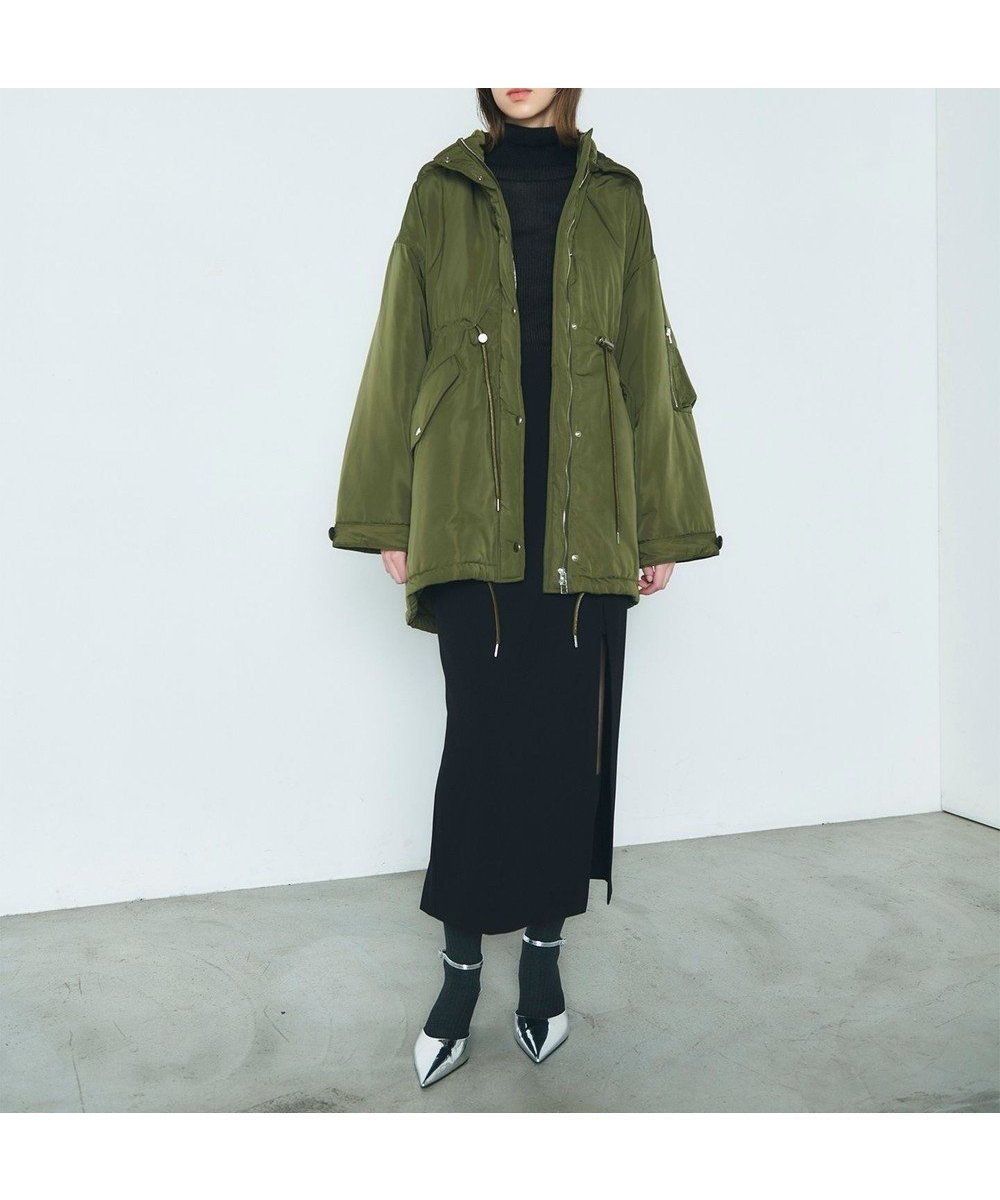 【グレース コンチネンタル/GRACE CONTINENTAL】のボリュームハーフコート インテリア・キッズ・メンズ・レディースファッション・服の通販 founy(ファニー) 　ファッション　Fashion　レディースファッション　Fashion for Women　アウター　Coat / Outerwear Collection　コート・ロングコート・ピーコート　Long Coats, Peacoats & More　レディースジャケット・軽アウター　Jackets　ジャケット　Jacket, Outerwear　タフタ　Taffeta, Structured Fabric　ハーフ　Half, Half-Length　定番　Standard, Basic Item　A/W・秋冬　Autumn/Winter　カーキ|ID: prp329100004673440 ipo3291000000033777543