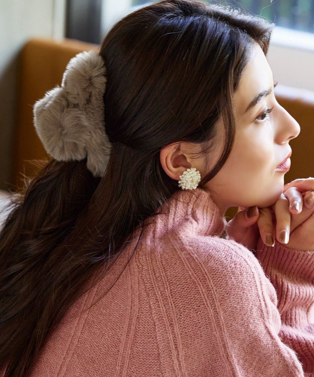 【ティアクラッセ/Tiaclasse】のファークリップ 人気、トレンドファッション・服の通販 founy(ファニー) ファッション Fashion レディースファッション Fashion for Women シュシュ&ヘアアクセ/ヘアアレンジ Scrunchies & Hair Accessories おすすめ Recommended / Our Picks アクセサリー Fashion Accessories カーディガン Cardigan, Knitwear チュニック Tunic, Long Top バレッタ Barrette, Hair Clip ヘアアクセ Hair Accessory, Hair Clip リアル Real, Realistic エレガント 上品 Elegant 再入荷 Restock / Back in Stock 冬 Winter / This Winter 新作・新入荷 New Arrivals / New In 秋 Autumn other-1|ID: prp329100004673607 ipo3291000000033778201