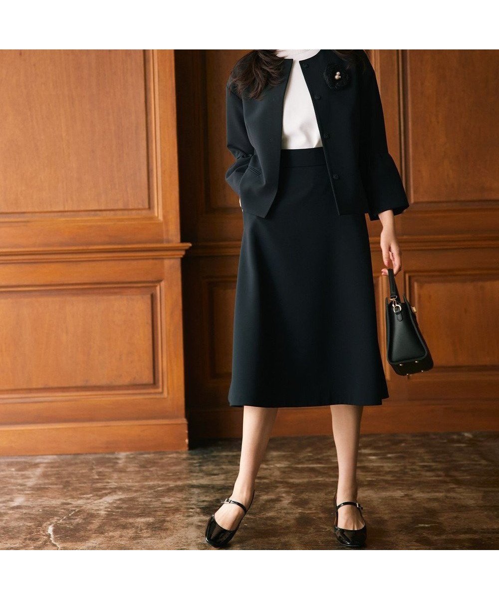 【組曲/KUMIKYOKU】の【KUMIKYOKU NAVY】コンフォータブルドレープ フレアスカート インテリア・キッズ・メンズ・レディースファッション・服の通販 founy(ファニー) 　ファッション　Fashion　レディースファッション　Fashion for Women　スカート　Skirts　Aライン・フレアスカート　A-Line & Flared Skirts　オケージョン　Occasion Wear　コレクション　Collection, Seasonal Line　ジャケット　Jacket, Outerwear　フォルム　Silhouette, Form　フォーマル　Formal, Dressy　フレア　Flare, Flared　ベスト　Vest, Waistcoat　A/W・秋冬　Autumn/Winter　2022年　2022　S/S・春夏　SS, Spring/Summer, Warm Season　2022-2023秋冬・A/W　Autumn/Winter 2022–23 AW22–23　夏　Summer　エレガント 上品　Elegant　セレモニー　Ceremony　入学式　Entrance Ceremony　卒業式　Graduation Ceremony　ネイビー系|ID: prp329100004673637 ipo3291000000033778306