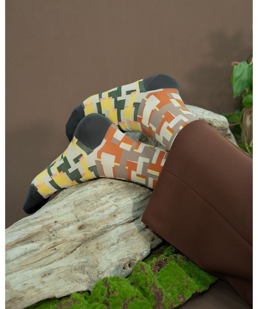 【コキュウ/COQ】の【UNISEX】Sunset pixel / サンセットピクセルソックス インテリア・キッズ・メンズ・レディースファッション・服の通販 founy(ファニー) 　ファッション　Fashion　レディースファッション　Fashion for Women　ソックス&靴下　Socks & Hosiery　レッグウェア・ストッキング　Legwear & Hosiery　コレクション　Collection, Seasonal Line　スニーカー　Sneakers, Trainers　ソックス　Socks, Hosiery　バランス　Balance, Style Balance　ペーパー　Paper, Kraft Paper　ユニセックス　Unisex, Genderless　犬　Dog　ベージュ|ID: prp329100004673743 ipo3291000000033778700