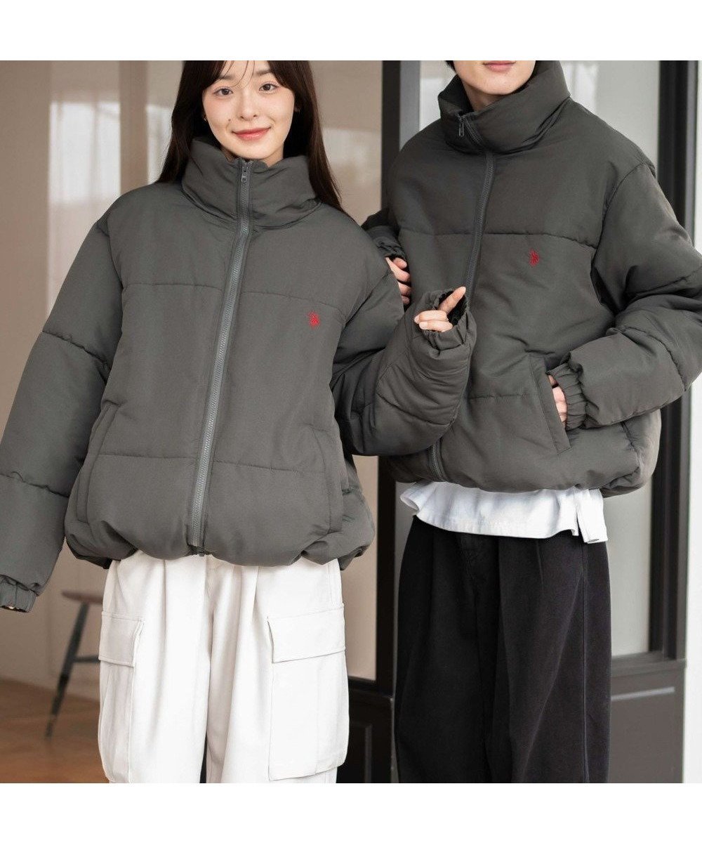 【ウィゴー/WEGO】の【新色追加/ユニセックス着用ITEM】U.S. POLO ASSN.別注オーバーサイズパテッドブルゾン インテリア・キッズ・メンズ・レディースファッション・服の通販 founy(ファニー) 　ファッション　Fashion　レディースファッション　Fashion for Women　アウター　Coat / Outerwear Collection　コート・ロングコート・ピーコート　Long Coats, Peacoats & More　レディースジャケット・軽アウター　Jackets　ブルゾンジャケット・スポーティアウター　Blouson Jackets　アウトドア　Outdoor Clothing　アメリカン　American Style　クラシック　Classic, Timeless Style　シンプル　Simple, Minimal　ジップ　Zip, Zipper　ジャケット　Jacket, Outerwear　スウェット / スエット　Sweatshirt, Sweatwear　スタンド　Stand Collar, Upright Stand　スマホ　Smartphone, Mobile Device　スラックス　Slacks, Dress Pants　ダウン　Down, Puffer　デニム　Denim, Jeans Material　トレンド　Trend, Trending Now　ドローコード　Drawcord, Drawstring Cord　ビッグ　Big, Oversized　フロント　Front, Front Design　ブルゾン　Blouson, Bomber Jacket　ポケット　Pocket, Pocket Detail　別注　Limited Edition, Custom Order　防寒　Cold Protection, Winter-Ready　モコモコ　Fuzzy, Fluffy　楽ちん　Easy Fit, Comfortable　ワイド　Wide, Wide Fit　ワンポイント　One Point, Statement Accent　グレー|ID: prp329100004673833 ipo3291000000033779039