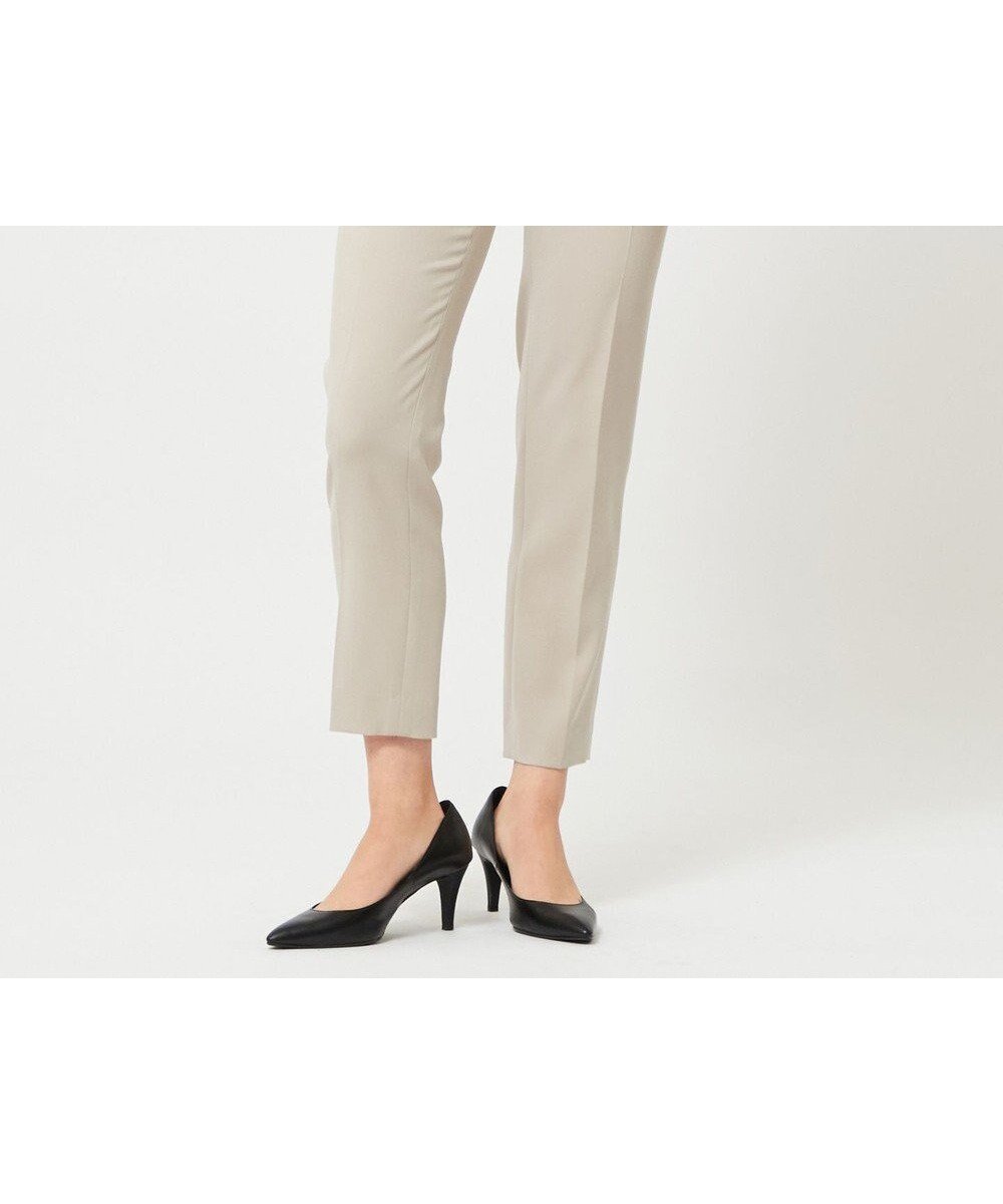 【ベイジ,/BEIGE,】のCINDY / クロップドパンツ インテリア・キッズ・メンズ・レディースファッション・服の通販 founy(ファニー) 　ファッション　Fashion　レディースファッション　Fashion for Women　パンツ　Pants & Trousers　ウォッシャブル　Machine Washable　オケージョン　Occasion Wear　サテン　Satin, Glossy Fabric　ジャケット　Jacket, Outerwear　ストレッチ　Stretch, Stretchy Fabric　ストレート　Straight, Straight Cut　スーツ　Suit, Formalwear　セットアップ　Set-Up, Coordinated Outfit　タオル　Towel, Bath Towel　タンブラー　Tumbler, Travel Mug　トリミング　Trimming, Decorative Edge　人気　Popular, Best Seller　ポケット　Pocket, Pocket Detail　A/W・秋冬　Autumn/Winter　S/S・春夏　SS, Spring/Summer, Warm Season　おすすめ　Recommended / Our Picks　夏　Summer　ビジネス 仕事 通勤　Business / Work / Commuting　Sand × Black|ID: prp329100004673973 ipo3291000000033779682