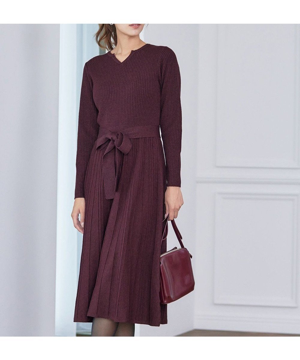 【ティアクラッセ/Tiaclasse】の【洗える】プリーツ編みラメニットフレアワンピース インテリア・キッズ・メンズ・レディースファッション・服の通販 founy(ファニー) ファッション Fashion レディースファッション Fashion for Women ワンピース Dresses ニットワンピース Knit Dresses エレガント 上品 Elegant 洗える Machine Washable スタイリッシュ Stylish, Fashionable スリーブ Sleeve, Long Sleeve / Short Sleeve チュニック Tunic, Long Top 長袖 Long Sleeve, Full Sleeve フィット Fit, Slim Fit フレア Flare, Flared プリーツ Pleats, Pleated ポケット Pocket, Pocket Detail リボン Ribbon, Bow ロング Long, Long-Length A/W・秋冬 Autumn/Winter 再入荷 Restock / Back in Stock 新作・新入荷 New Arrivals / New In ワイン|ID: prp329100004674185 ipo3291000000034202508