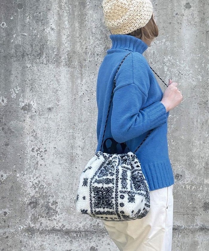 【ルートート/ROOTOTE】の1257【モコかわいい】SC.デリ.ボア-A インテリア・キッズ・メンズ・レディースファッション・服の通販 founy(ファニー) https://founy.com/ ファッション Fashion レディースファッション Fashion for Women バッグ Bags カメラ Camera Accessories 巾着 Drawstring Bag, Kinchaku ショルダー Shoulder, Shoulder Strap 財布 Wallet, Purse トートバッグ Tote Bag, Large Shoulder Bag フェミニン Feminine, Girly フォルム Silhouette, Form ポケット Pocket, Pocket Detail ポーチ Pouch, Small Case ランダム Random, Irregular ワンポイント One Point, Statement Accent 冬 Winter / This Winter 新作・新入荷 New Arrivals / New In |ID: prp329100004674202 ipo3291000000034292884