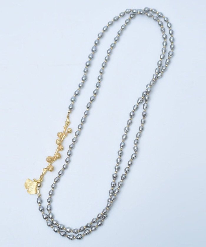 【モンシロ/monshiro】の【バロックパール/2WAY】イチョウロング ネックレス インテリア・キッズ・メンズ・レディースファッション・服の通販 founy(ファニー) https://founy.com/ ファッション Fashion レディースファッション Fashion for Women ジュエリー Jewelry ネックレス Necklaces & Pendants アクセサリー Fashion Accessories ヴィンテージ Vintage Style ガラス Glass, Glassware ショート Short, Short Length シンプル Simple, Minimal ジュエリー Jewelry, Accessories チャーム Charm, Pendant ドロップ Drop Shoulder, Dropped Style ネックレス Necklace, Pendant Necklace バロック Baroque, Baroque Design パーティ Party, Party Style パール Pearl, Pearl Accent ボックス Boxy, Box Shape マグネット Magnet, Magnetic Closure モチーフ Motif, Design Theme ロング Long, Long-Length おすすめ Recommended / Our Picks 日本製 Made In Japan セレモニー Ceremony 結婚式 Wedding |ID: prp329100004674211 ipo3291000000034291016