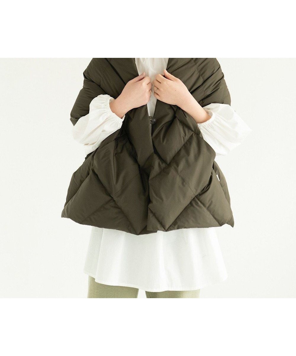 【ケーダブルディー/KWD】の【UNISEX】DOWN SHAWL グリーンダウン ダウンショール インテリア・キッズ・メンズ・レディースファッション・服の通販 founy(ファニー) 　ファッション　Fashion　レディースファッション　Fashion for Women　キルト　Quilt, Quilted Fabric　ショール　Shawl, Wrap　ストール　Stole, Wrap　ダウン　Down, Puffer　ハンド　Hand, Handmade　パターン　Pattern, Design Print　フェザー　Feather, Feather Detail　フロント　Front, Front Design　ベスト　Vest, Waistcoat　ポケット　Pocket, Pocket Detail　マフラー　Scarf, Muffler　ユニセックス　Unisex, Genderless　A/W・秋冬　Autumn/Winter　おすすめ　Recommended / Our Picks　カーキ|ID: prp329100004674437 ipo3291000000033781456