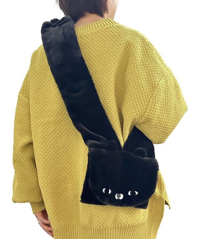 【ルートート/ROOTOTE】の1275【マフラー&サコッシュ】SC.マフ・ルー.アニマル-A インテリア・キッズ・メンズ・レディースファッション・服の通販 founy(ファニー) https://founy.com/ ファッション Fashion レディースファッション Fashion for Women マフラー・スヌード / 冬小物の定番 Scarves & Mufflers アクセサリー Fashion Accessories アニマル Animal Print カメラ Camera Accessories ギャザー Gathered, Ruffled ショルダー Shoulder, Shoulder Strap ポケット Pocket, Pocket Detail ポーチ Pouch, Small Case マフラー Scarf, Muffler ループ Loop, Loop Knit 新作・新入荷 New Arrivals / New In |ID: prp329100004674458 ipo3291000000034293474