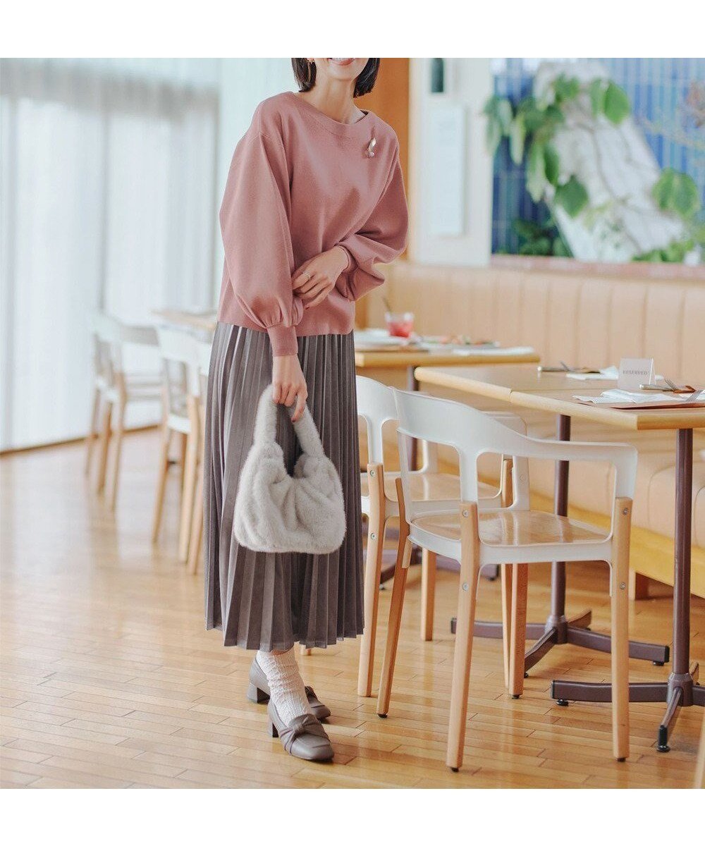 【ティアクラッセ/Tiaclasse】の【安田美沙子さん着用・洗える】ベロアプリーツスカート インテリア・キッズ・メンズ・レディースファッション・服の通販 founy(ファニー) ファッション Fashion レディースファッション Fashion for Women スカート Skirts プリーツスカート / 上品フェミニンスタイル Pleated Skirts 洗える Machine Washable シンプル Simple, Minimal チュニック Tunic, Long Top プリーツ Pleats, Pleated ポケット Pocket, Pocket Detail A/W・秋冬 Autumn/Winter 再入荷 Restock / Back in Stock おすすめ Recommended / Our Picks エレガント 上品 Elegant 新作・新入荷 New Arrivals / New In グレージュ|ID: prp329100004674548 ipo3291000000034299224