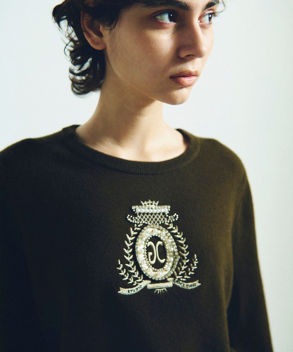 【グレース コンチネンタル/GRACE CONTINENTAL】のエンブレム刺繍ニットトップ インテリア・キッズ・メンズ・レディースファッション・服の通販 founy(ファニー) 　ファッション　Fashion　レディースファッション　Fashion for Women　トップス・カットソー　Cut & Sew Tops　ニット　Knit Tops & Sweaters　スリム　Slim, Slim Fit　セーター　Sweater, Knitwear　バランス　Balance, Style Balance　ベーシック　Basic, Essential　定番　Standard, Basic Item　秋　Autumn　A/W・秋冬　Autumn/Winter　カーキ|ID: prp329100004674549 ipo3291000000033781915